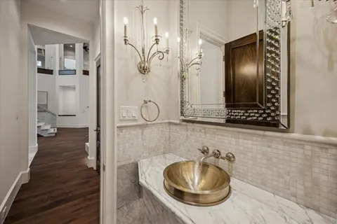 $6,800,000 | 318 Knipp Road, Houston, TX 77024