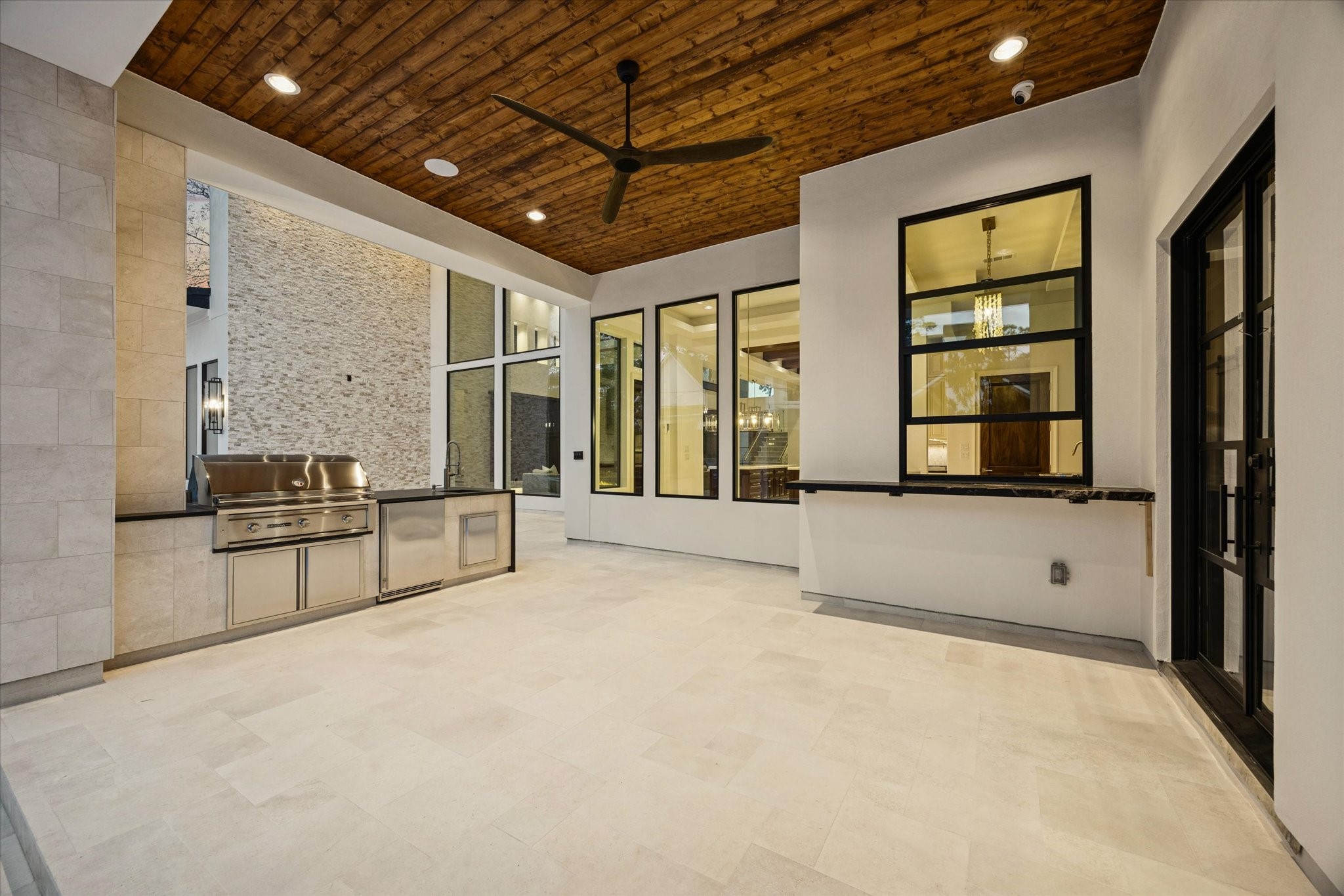 318 Knipp Road Houston, TX 77024 - Photo 41 of 48