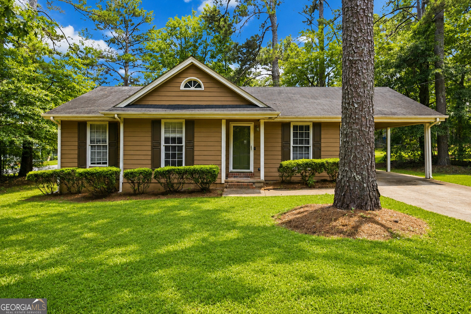 241 Rutledge Drive Winder, GA 30680 - Photo 2 of 21
