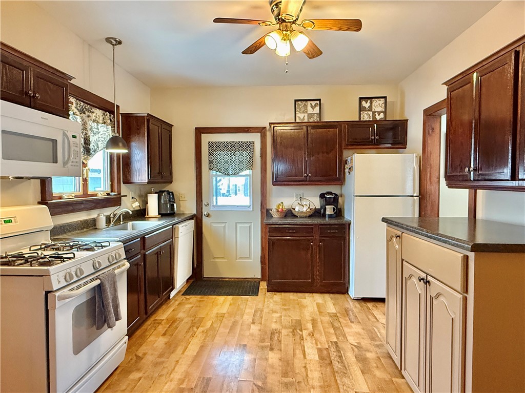 24 Spruce Street Oneonta, NY 13820 - Photo 15 of 34