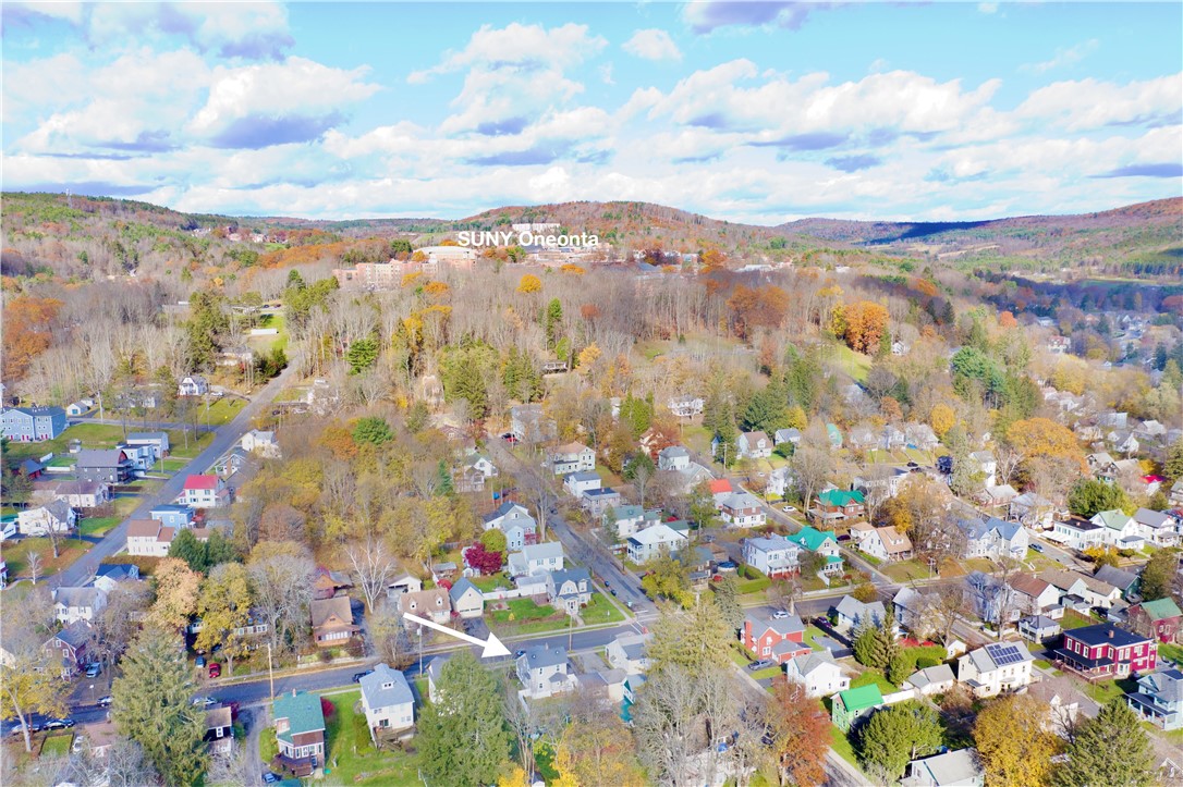 24 Spruce Street Oneonta, NY 13820 - Photo 4 of 34