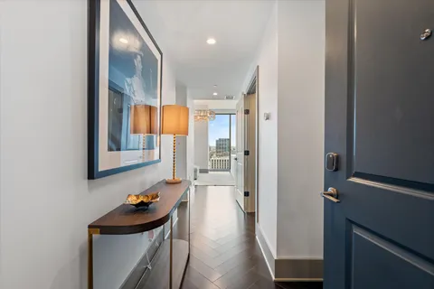 $1,150,000 | 1616 West End Avenue, Unit 1708, Nashville, TN 37203