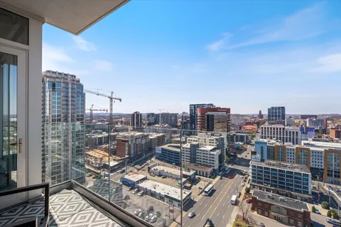 $1,150,000 | 1616 West End Avenue, Unit 1708, Nashville, TN 37203