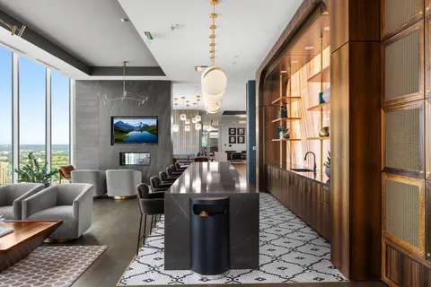$1,150,000 | 1616 West End Avenue, Unit 1708, Nashville, TN 37203
