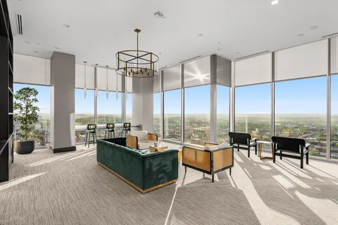 $1,150,000 | 1616 West End Avenue, Unit 1708, Nashville, TN 37203
