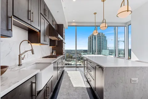 $1,150,000 | 1616 West End Avenue, Unit 1708, Nashville, TN 37203