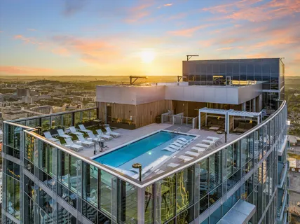 $1,150,000 | 1616 West End Avenue, Unit 1708, Nashville, TN 37203