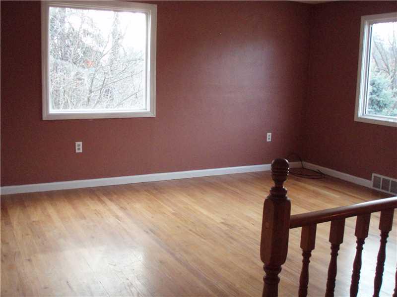 3193 Mellott Road Baldwin, PA 15227 - Photo 2 of 25 Living Room.