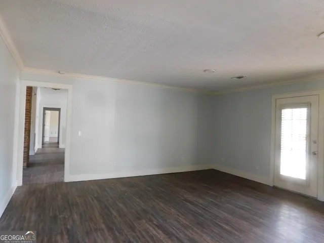 $242,900 | 430 Preston Street, Metter, GA 30439