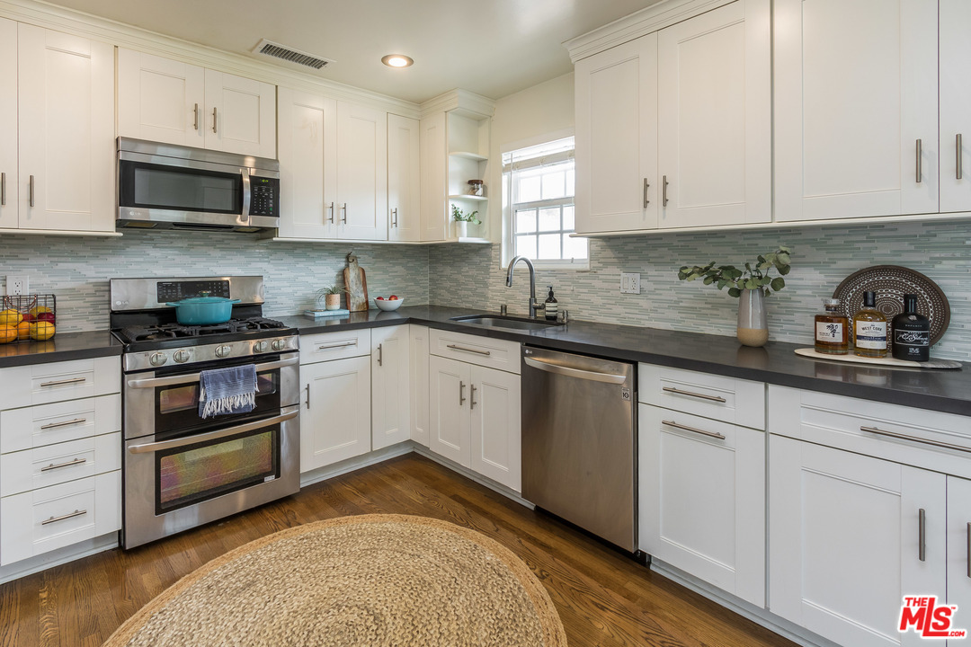 4260 Alla Road Los Angeles, CA 90066 - Photo 15 of 40 Gallery Image 15