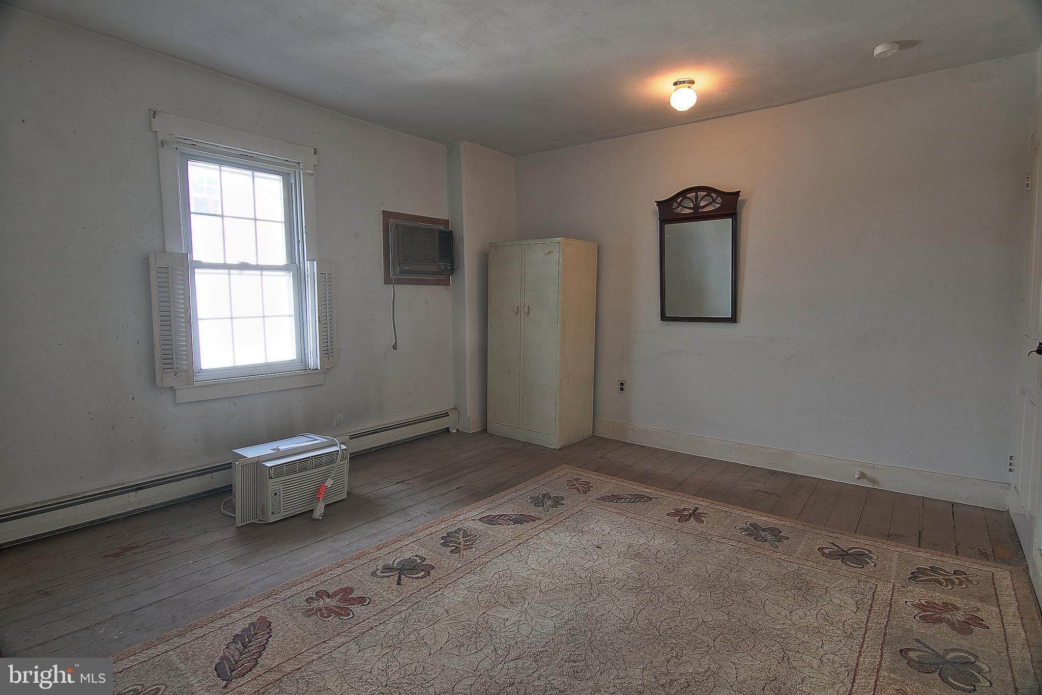 1808 Hoffmansville Road Frederick, PA 19435 - Photo 16 of 29 Bedroom 2