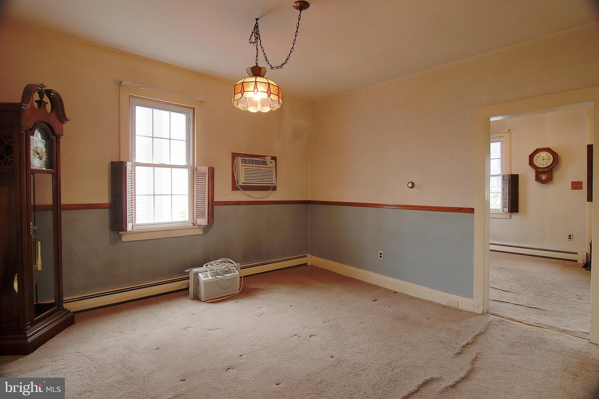 1808 Hoffmansville Road Frederick, PA 19435 - Photo 7 of 29 Dining Room