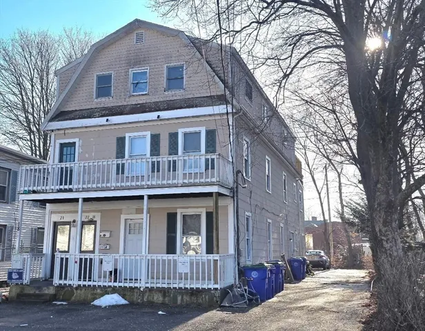 $2,600 | 18 Linden Street, Unit 18, Rockland, MA 02370