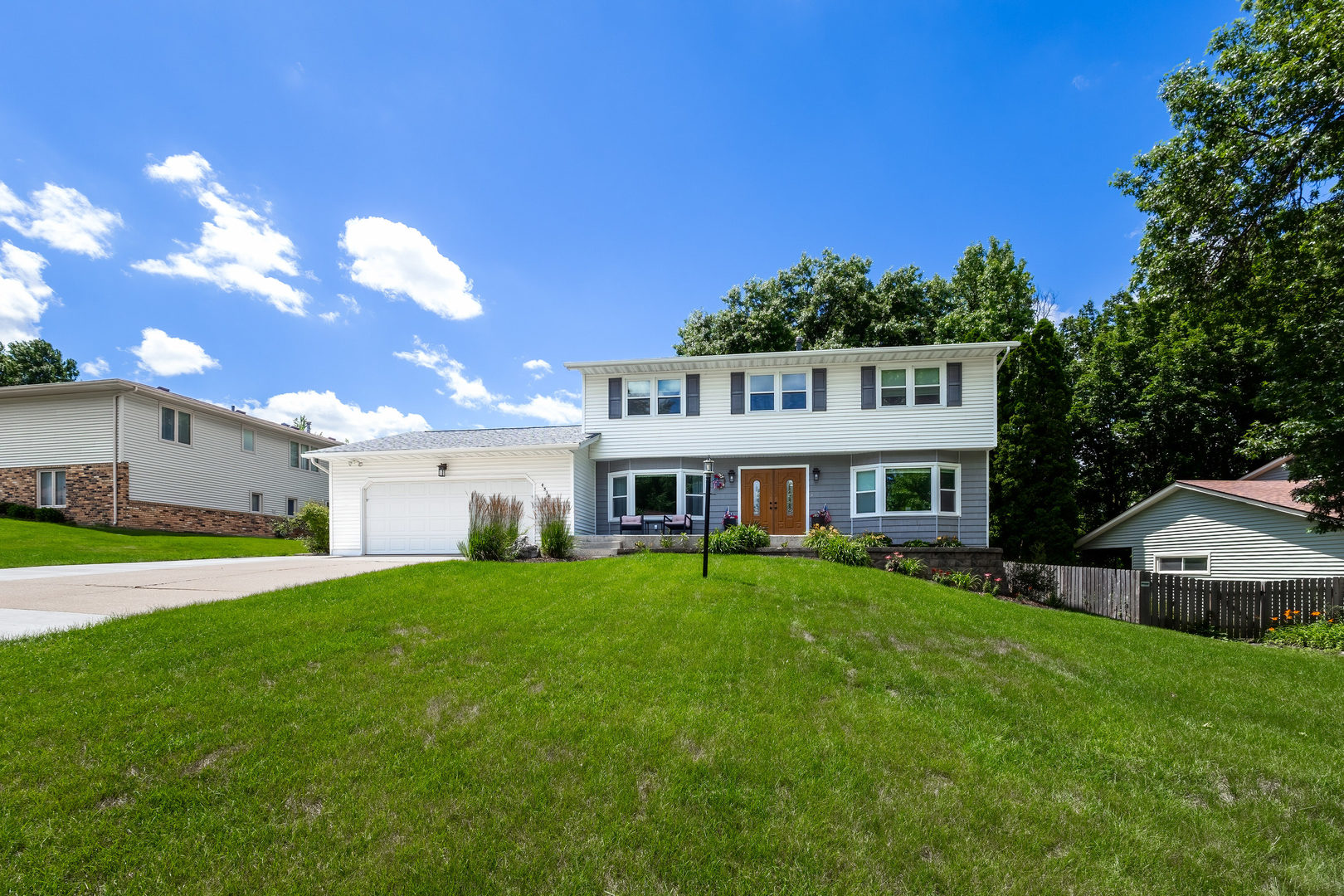 4314 Spring Street Davenport, IA 52807 - Photo 2 of 58