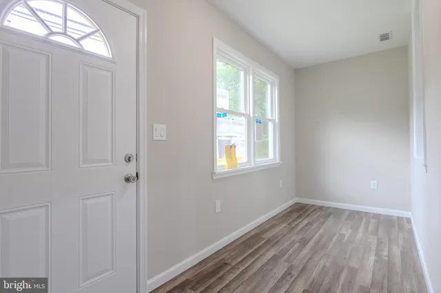 $325,000 | 4105 38th Street, Brentwood, MD 20722