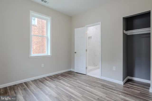 $325,000 | 4105 38th Street, Brentwood, MD 20722