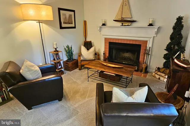 $3,450 | 908 Berwick Drive, Annapolis, MD 21403