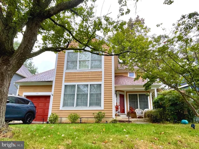$3,450 | 908 Berwick Drive, Annapolis, MD 21403