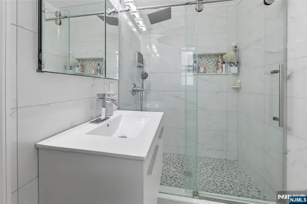 $7,500 | 52 Hillside Avenue, Unit B, Tenafly, NJ 07670