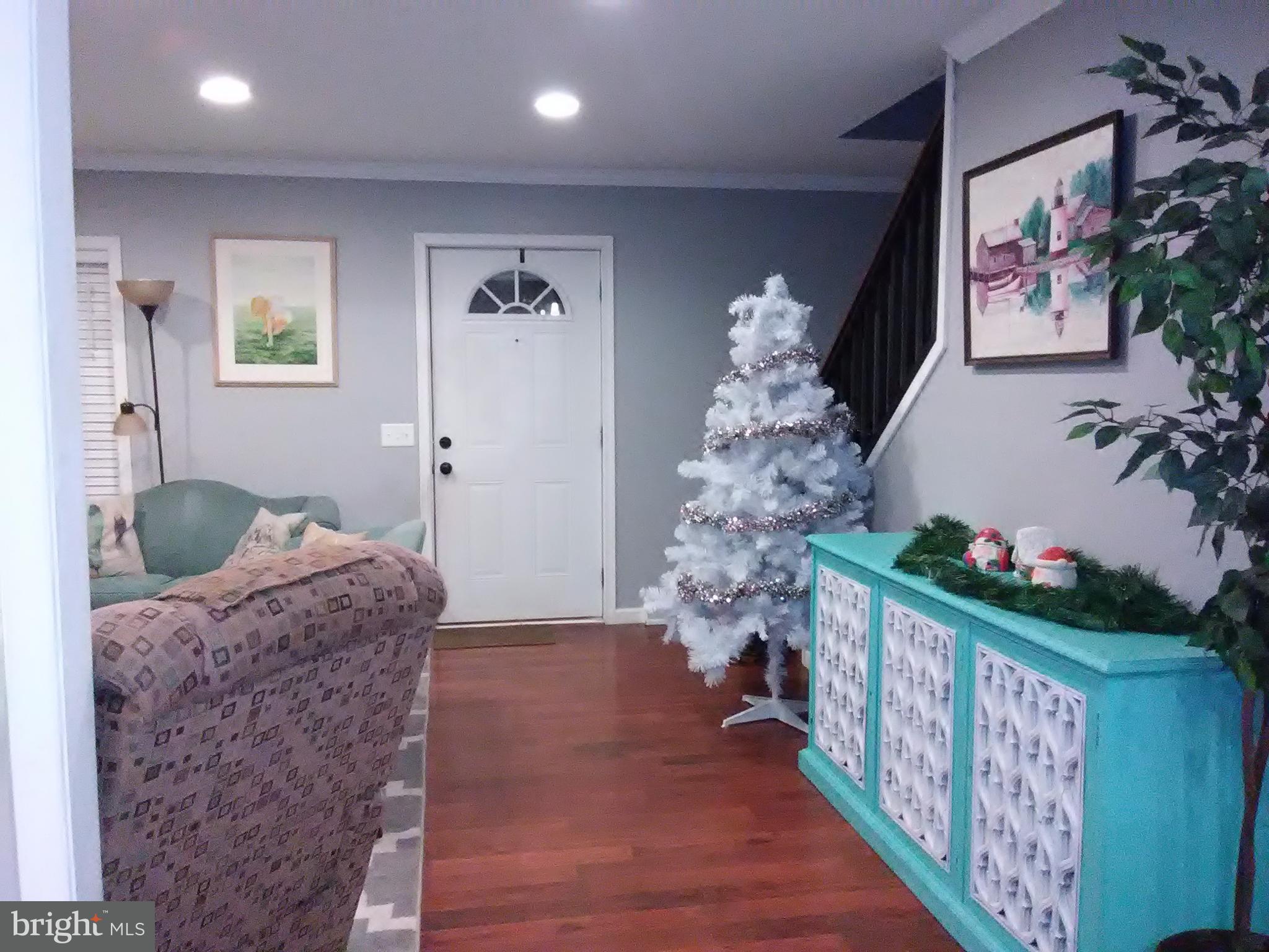 847 Graffius Road York, PA 17404 - Photo 2 of 18 Gallery Image 2