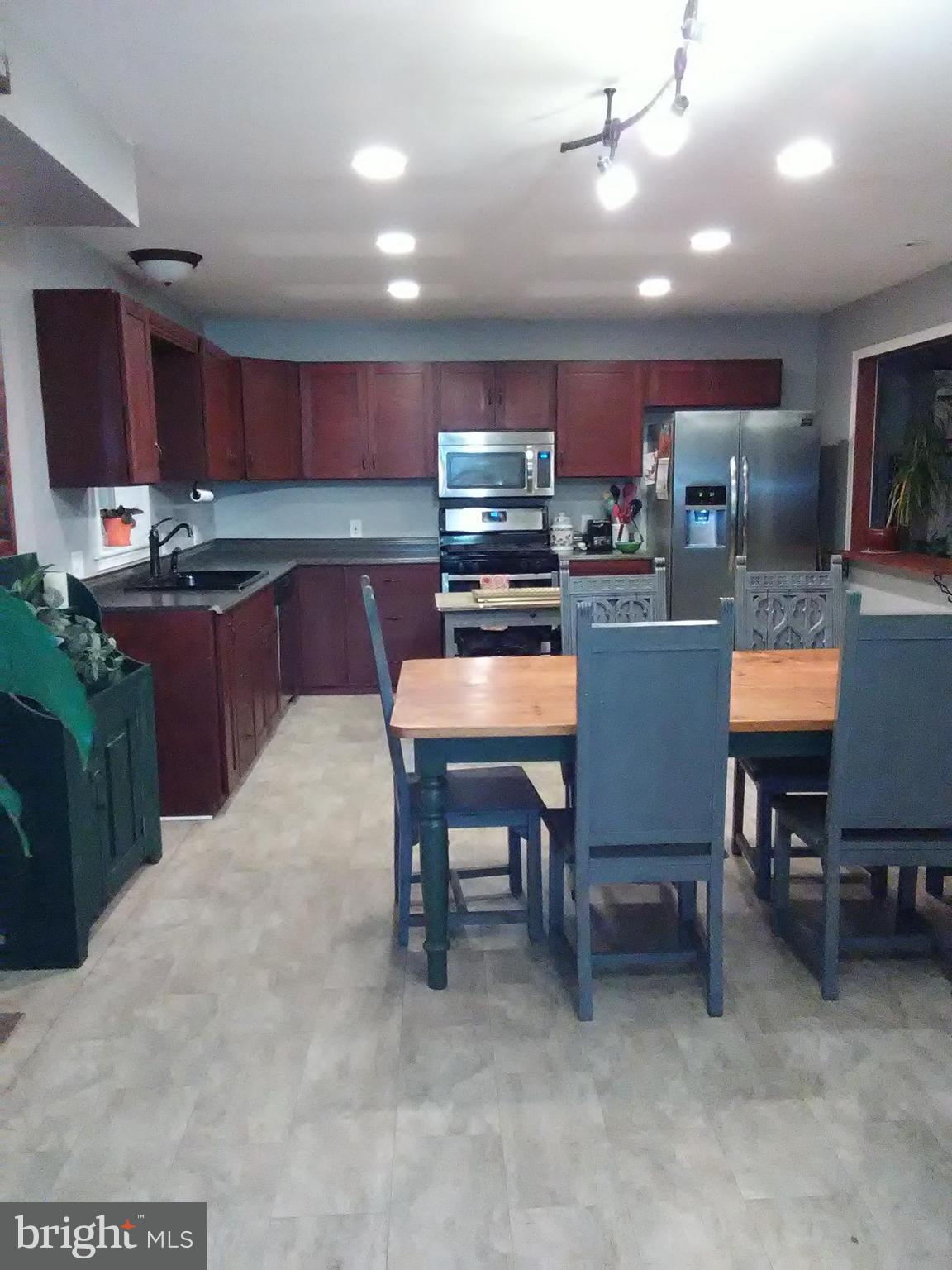 847 Graffius Road York, PA 17404 - Photo 5 of 18 Gallery Image 5