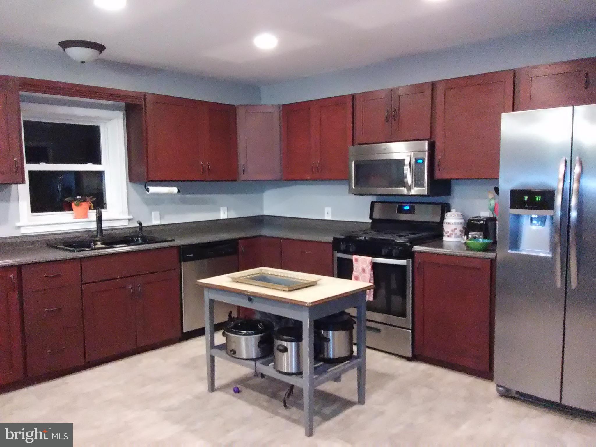 847 Graffius Road York, PA 17404 - Photo 7 of 18 Gallery Image 7