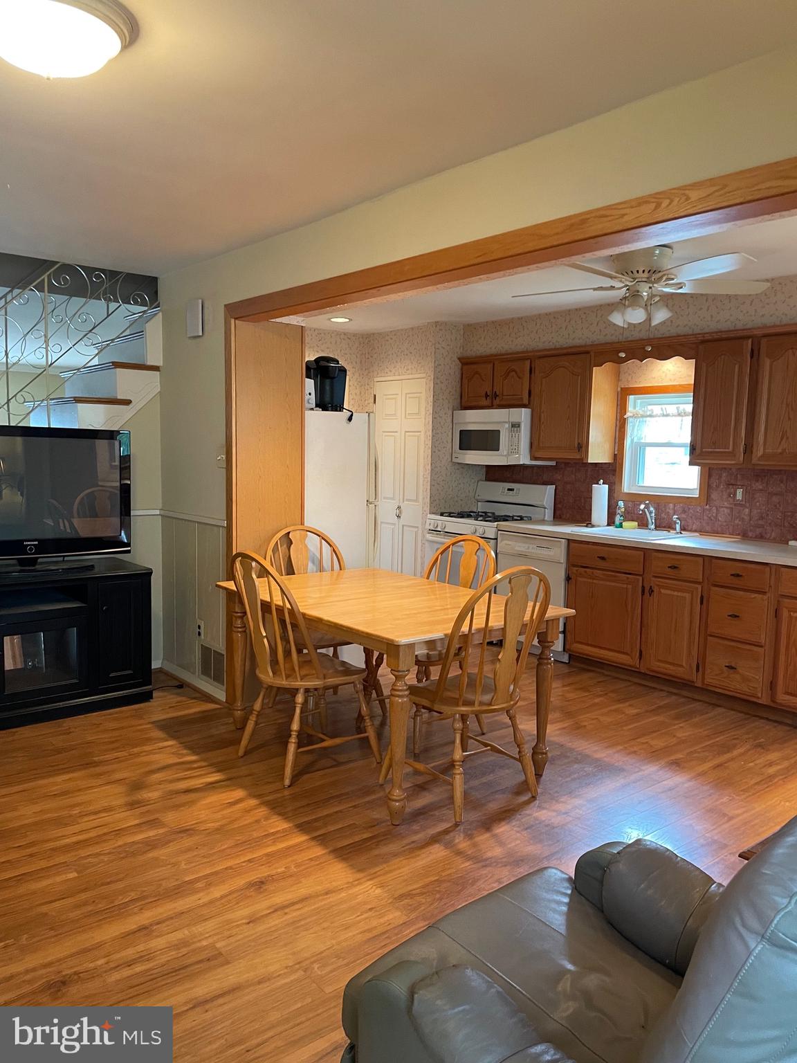 1226 Jennifer Road Philadelphia, PA 19116 - Photo 4 of 49