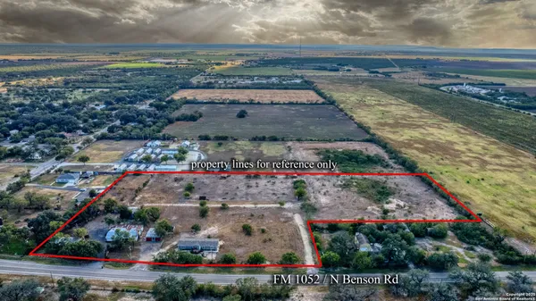 $795,000 | 3936 Farm To Market Road 1052, Uvalde, TX 78801