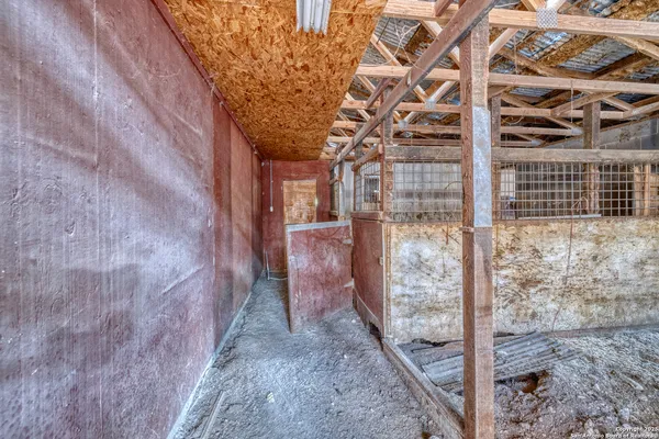 $795,000 | 3936 Farm To Market Road 1052, Uvalde, TX 78801