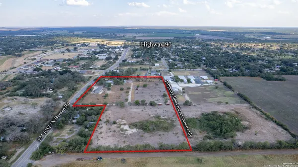 $795,000 | 3936 Farm To Market Road 1052, Uvalde, TX 78801