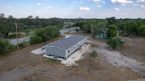 $795,000 | 3936 Farm To Market Road 1052, Uvalde, TX 78801