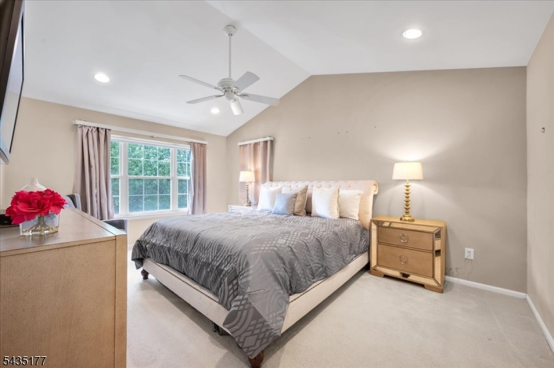 279 Janine Way Bridgewater, NJ 08807 - Photo 19 of 32