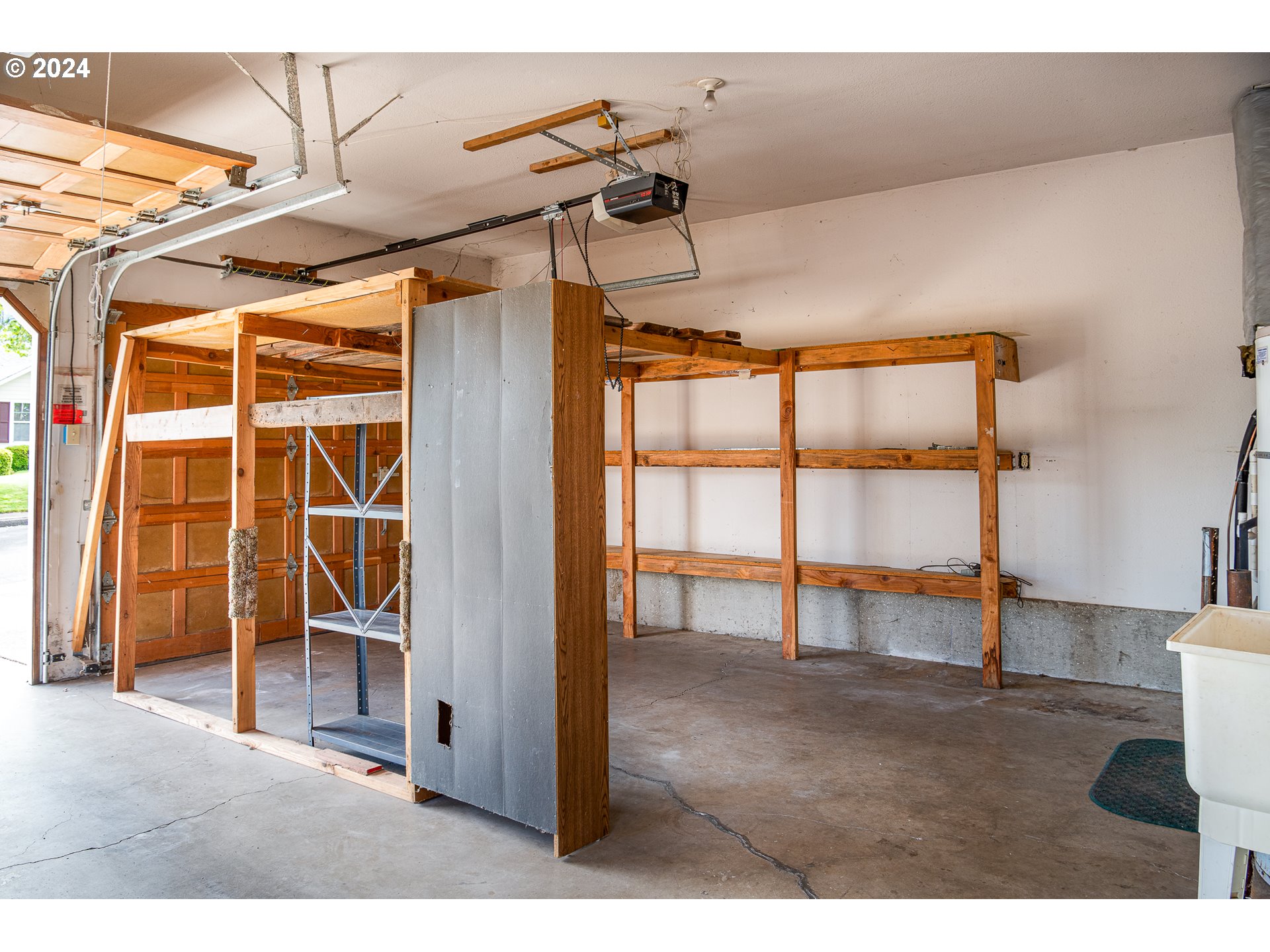 378 70th Street Springfield, OR 97478 - Photo 24 of 39 a view of a room with gym equipment