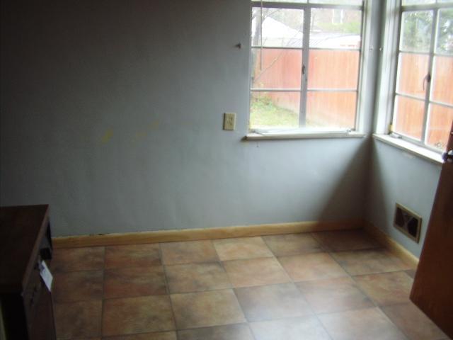 750 Salisbury Road Columbus, OH 43204 - Photo 5 of 8