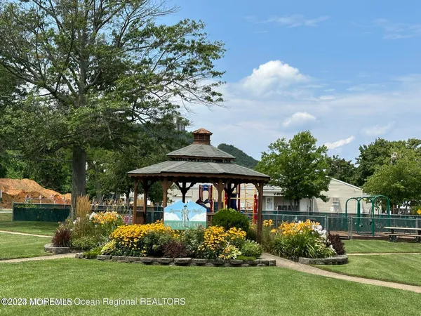 $2,200 | 330 Shore Drive, Unit F20, Highlands, NJ 07732