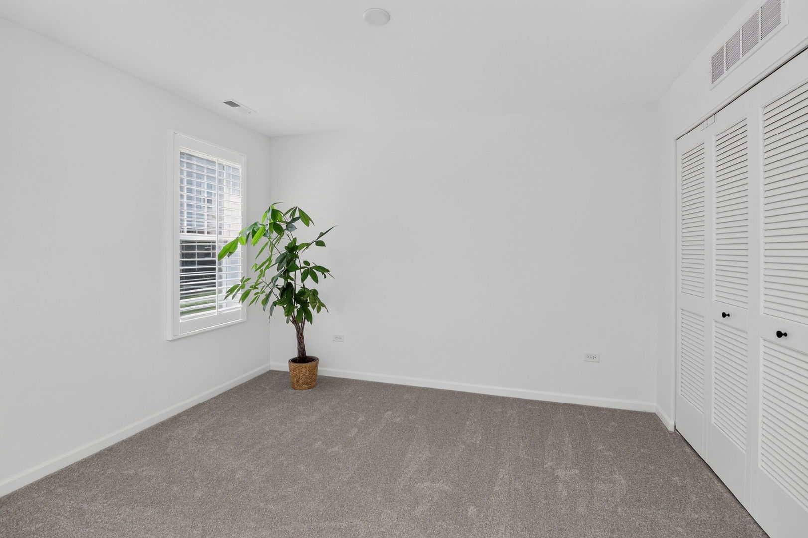 1035 Wren Road Des Plaines, IL 60018 - Photo 23 of 31 Gallery Image 23