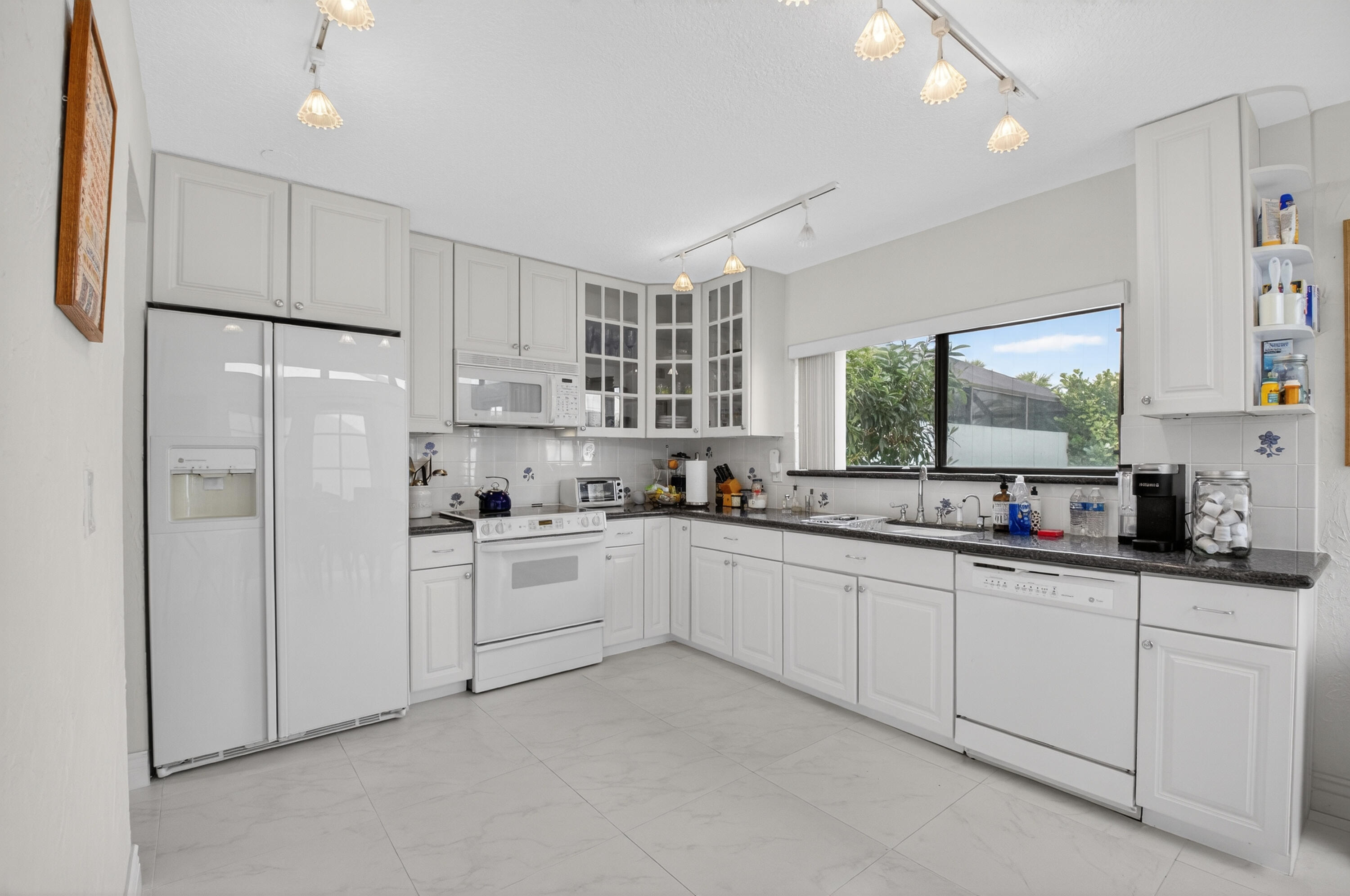 19629 Bay Cove Drive Boca Raton, FL 33434 - Photo 15 of 91 DSC_5675