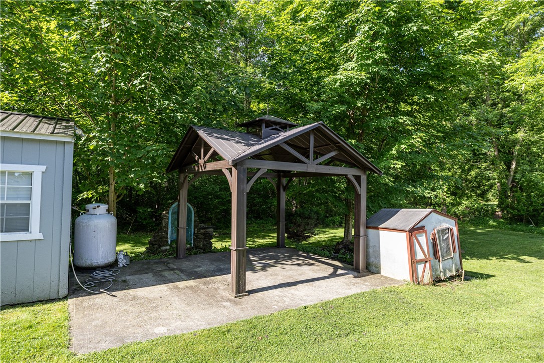 5524 Martin Road Marion, NY 14505 - Photo 12 of 27