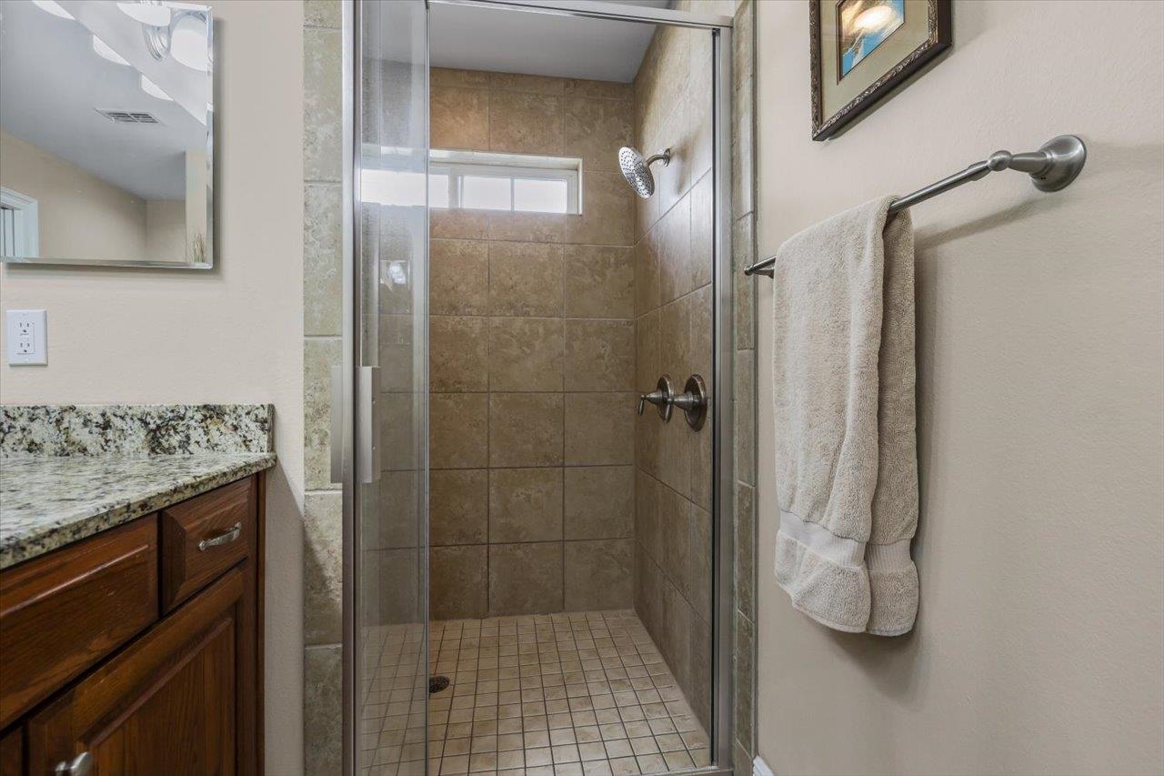 5640 Jacksons Gap Road Tallahassee, FL 32317 - Photo 3 of 50