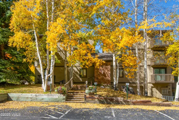 $1,249,500 | 4516 Meadow Drive, Unit 807, Vail, CO 81657