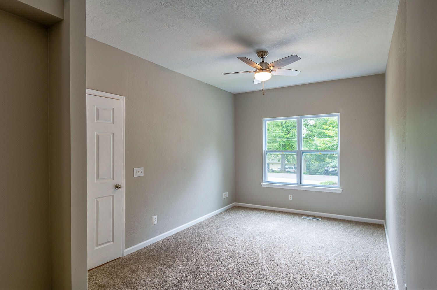 7724 Morgan Estates Road Harrison, TN 37341 - Photo 11 of 22 DSC_2840-HDR-Edit
