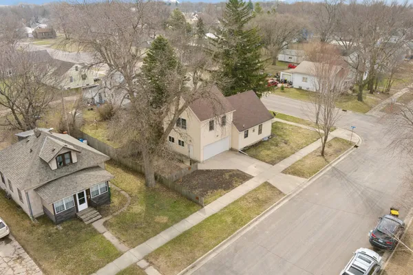 $160,000 | 205 East 11th Street, Fairmont, MN 56031