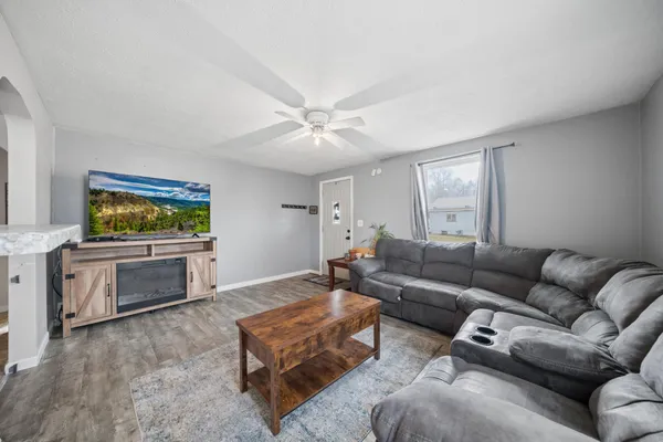 $160,000 | 205 East 11th Street, Fairmont, MN 56031