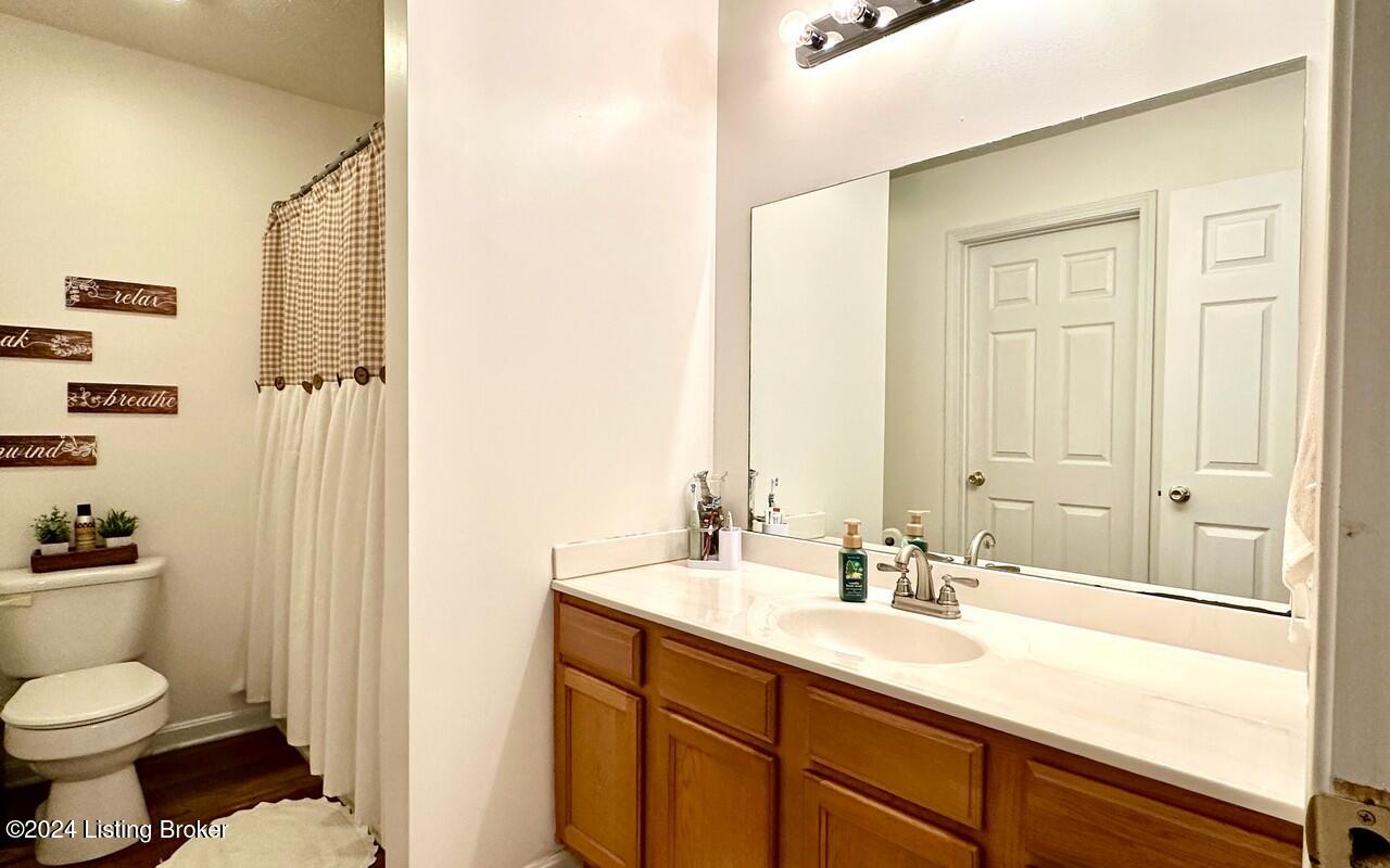 559 Grant Road Leitchfield, KY 42754 - Photo 29 of 57 Primary Bath