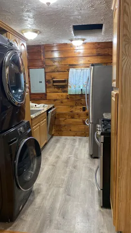 a view of a storage & utility room