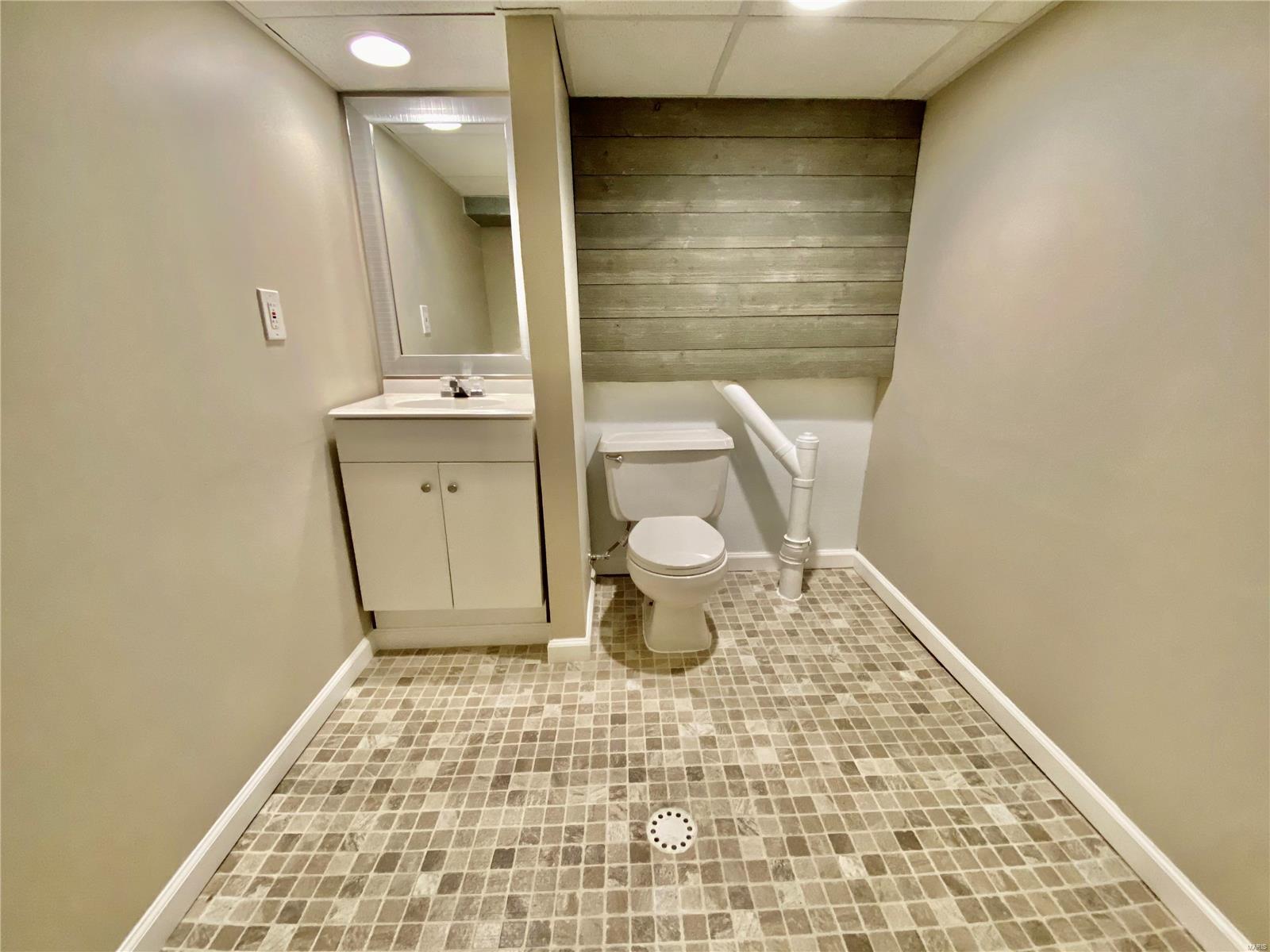 207 Edwin Street Brighton, IL 62012 - Photo 25 of 31 Gallery Image 25