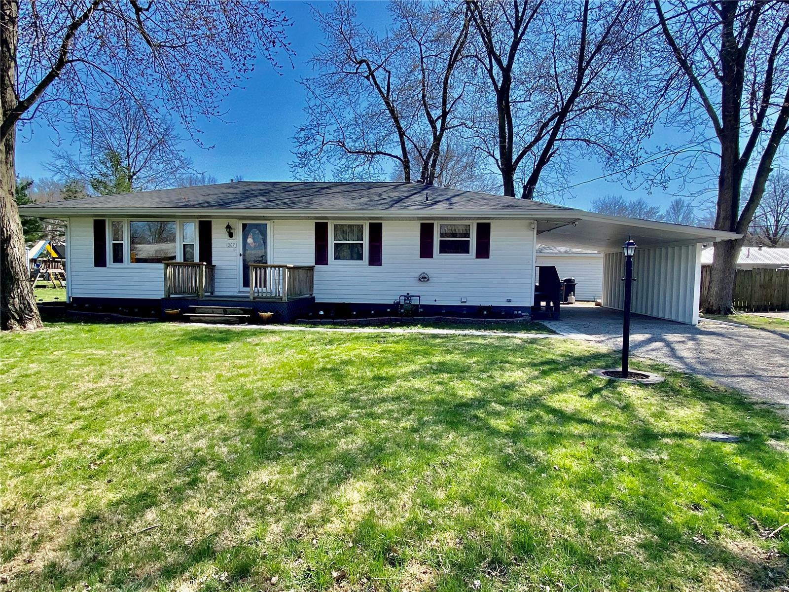 207 Edwin Street Brighton, IL 62012 - Photo 30 of 31 Gallery Image 30