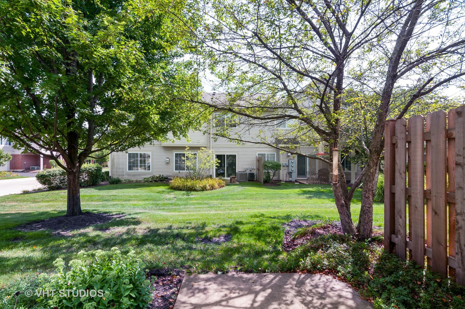2138 Vanderbilt Drive, Unit 30 Geneva, IL 60134 - Photo 13 of 17