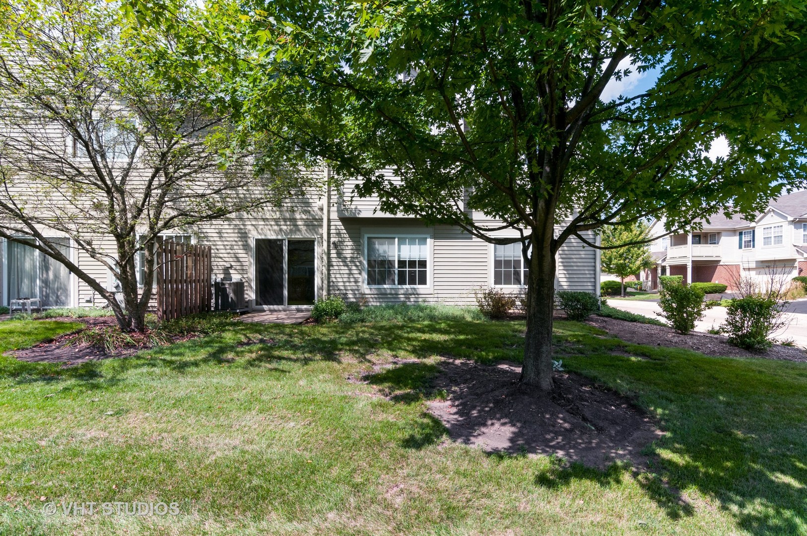 2138 Vanderbilt Drive, Unit 30 Geneva, IL 60134 - Photo 14 of 17
