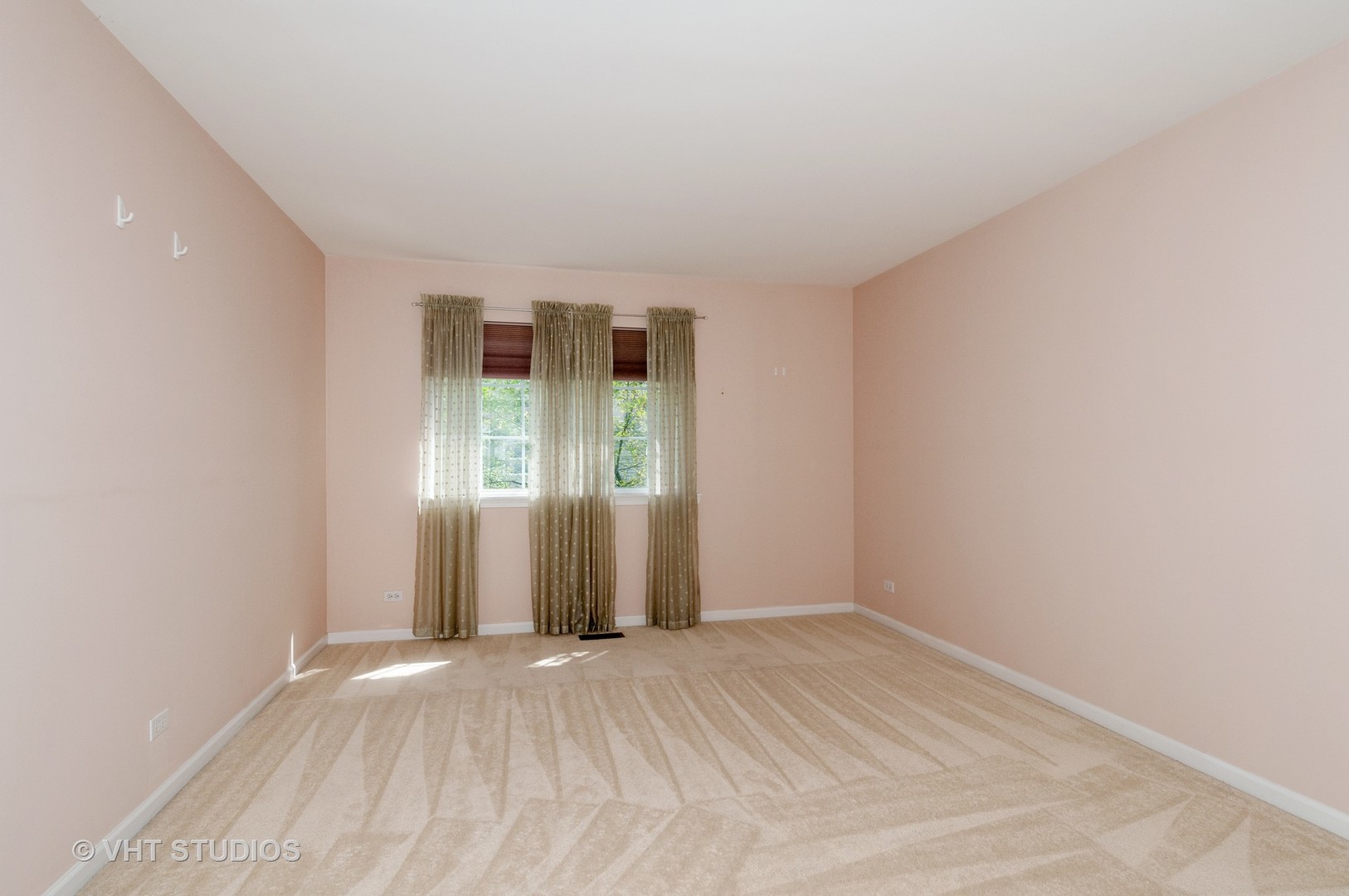 2138 Vanderbilt Drive, Unit 30 Geneva, IL 60134 - Photo 8 of 17